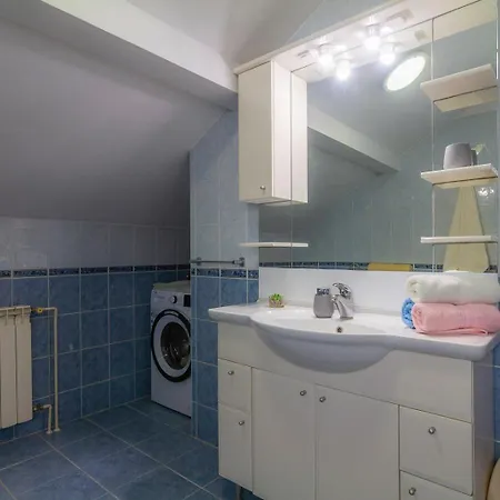 Appartement Dolores Palit
