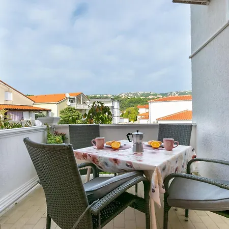 Dolores Appartement *