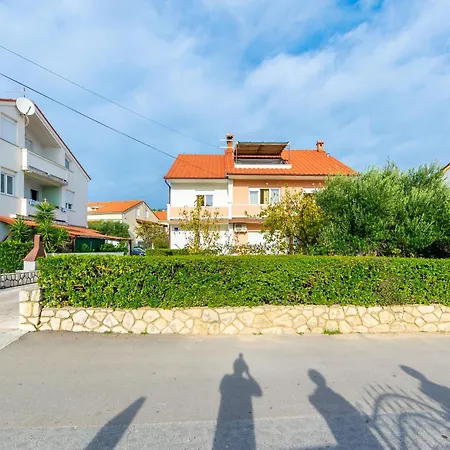 Appartement Dolores Palit